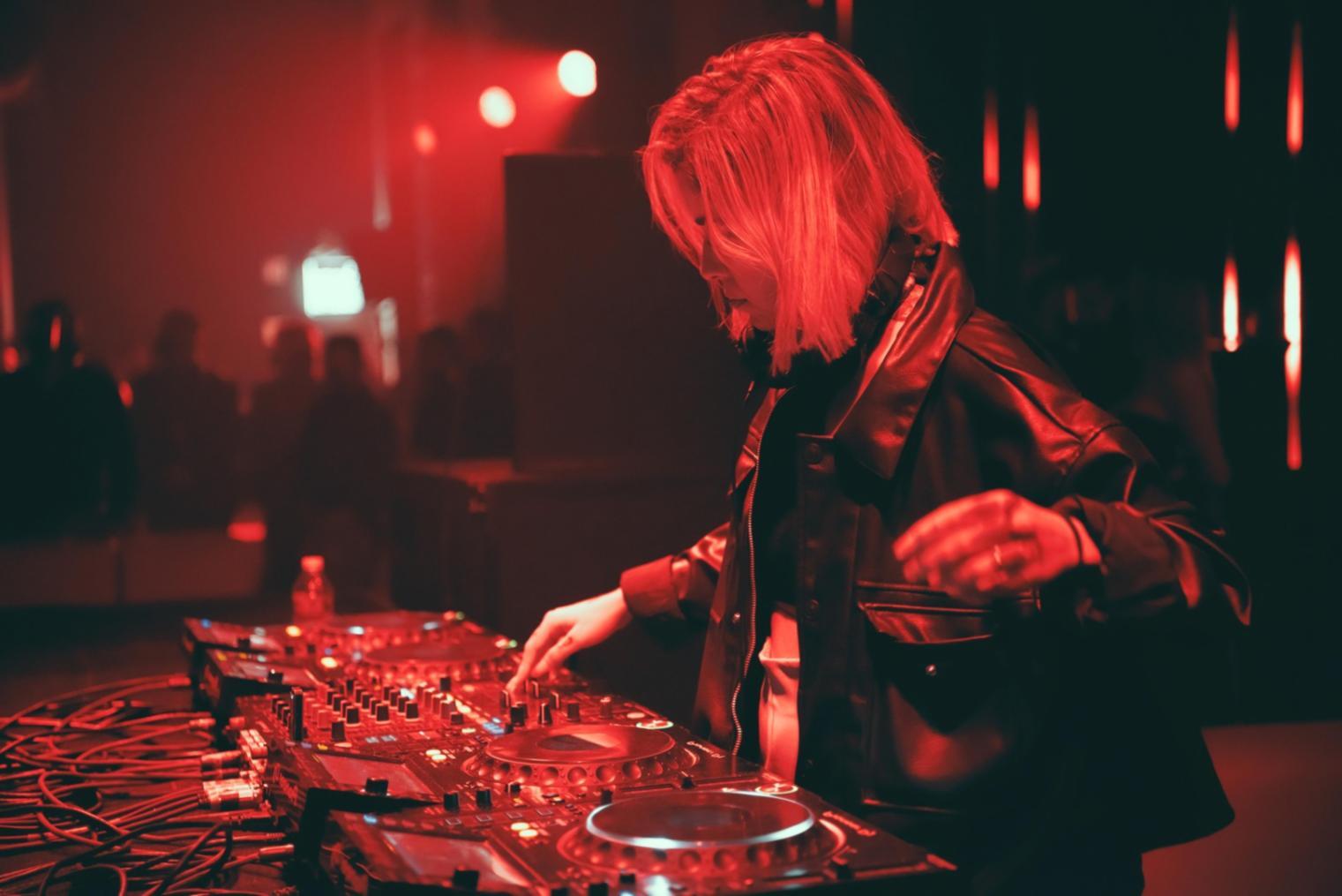 Tableau montrant des progressions harmoniques complexes étudiées en classe